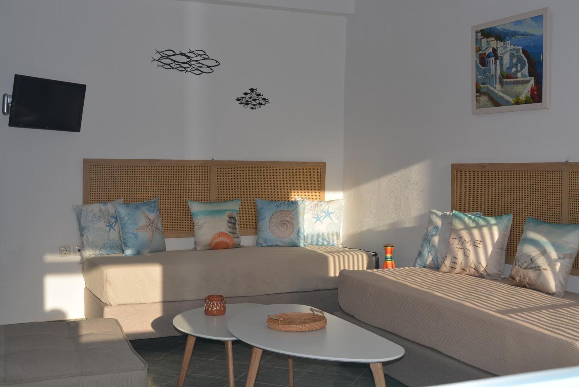 Klados Studios & Apartments Cherronisos  외부 사진
