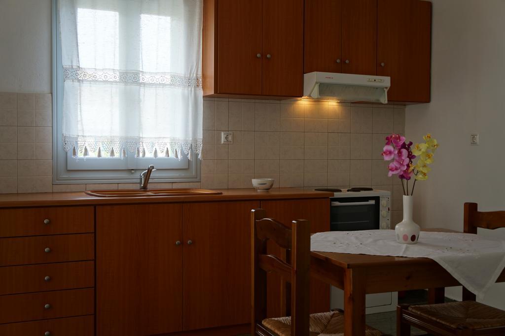 Klados Studios & Apartments Cherronisos  외부 사진