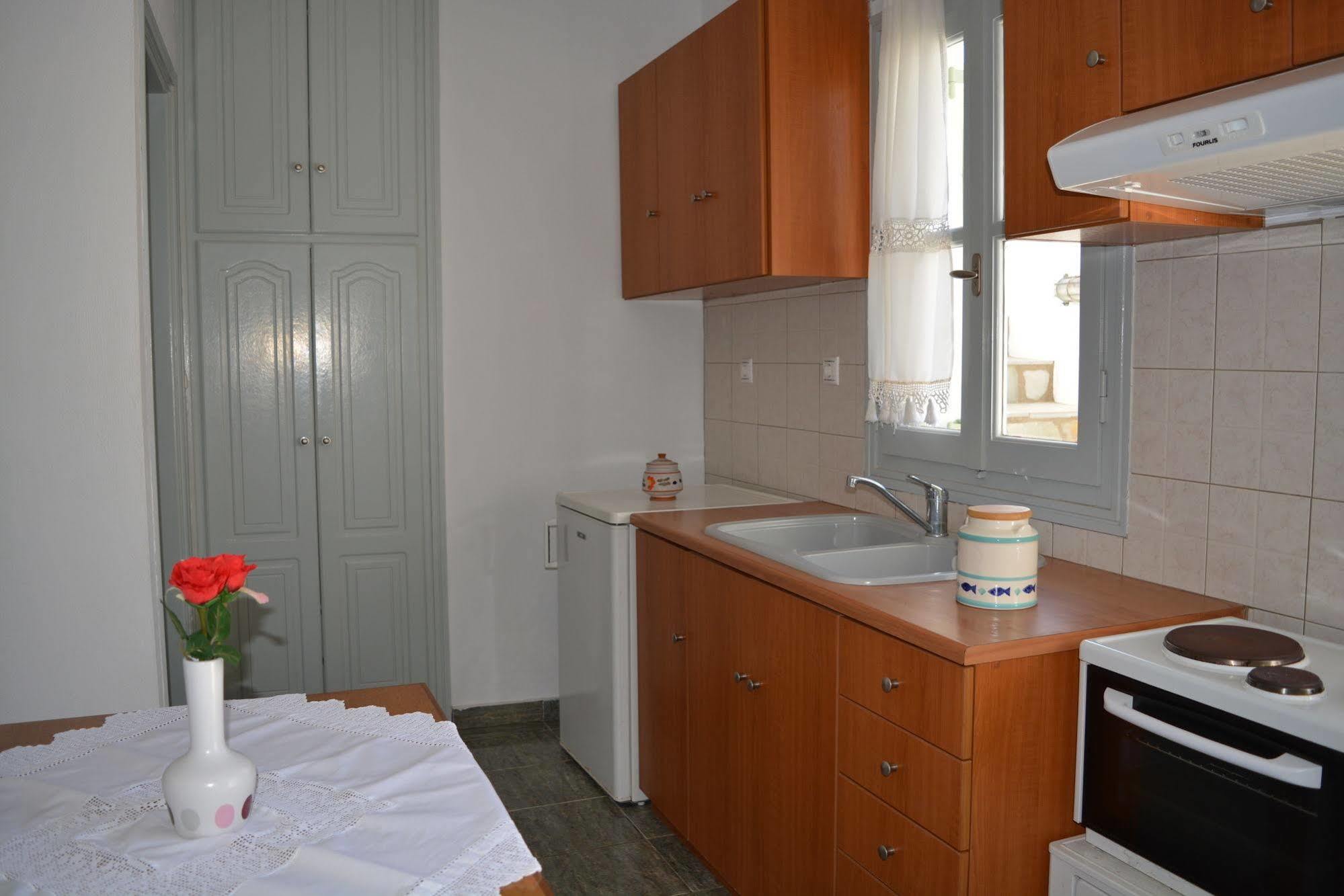 Klados Studios & Apartments Cherronisos  외부 사진