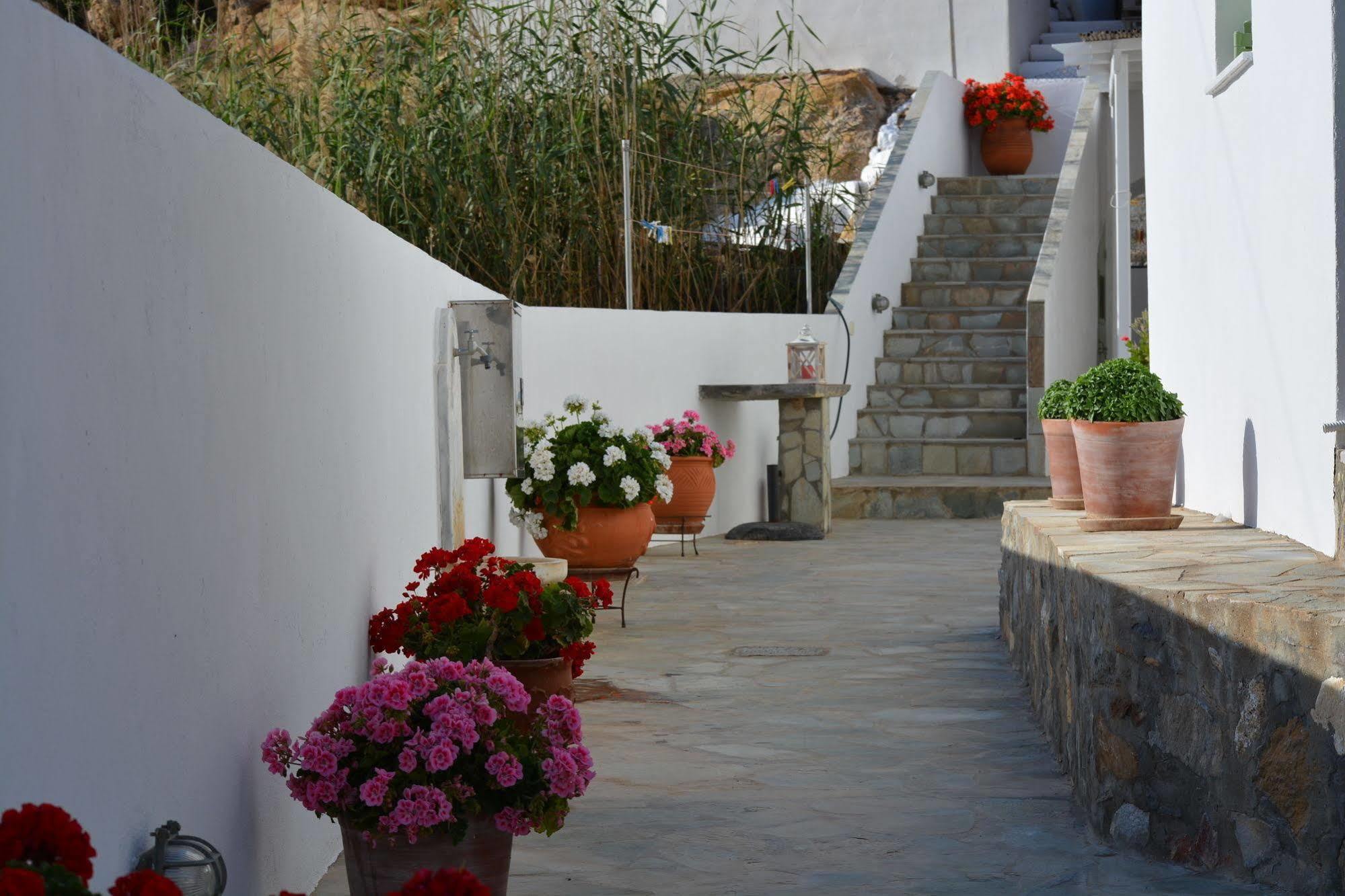 Klados Studios & Apartments Cherronisos  외부 사진